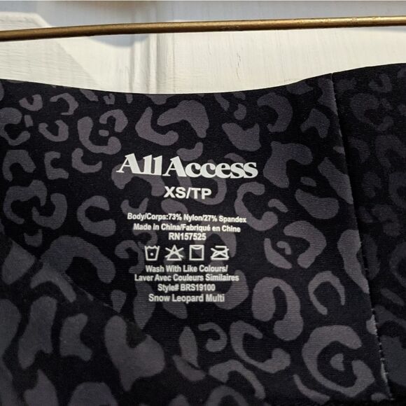 All Access Audio Leggings Snow Leopard Multi - Picture 6 of 8